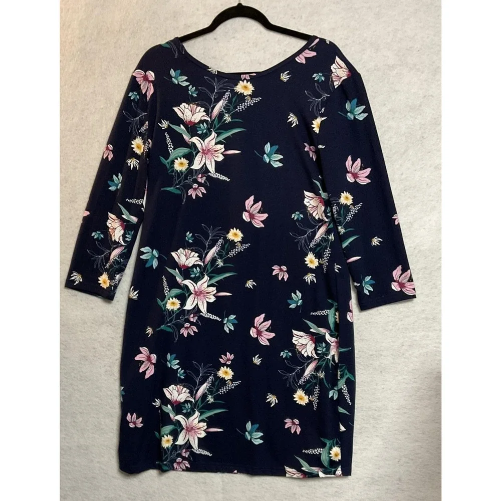 Serra Dress Womens Large Navy Blue Floral 3/4 Sleeve V Neck Shift Stretch Jersey